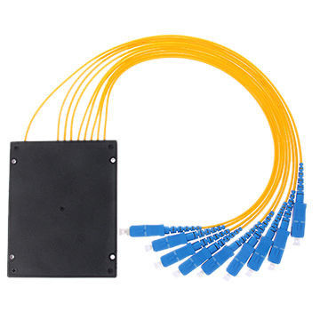 1 X 8 Fiber Optic PLC Splitter 2.0mm Lebar Panjang Operasi Dengan Konektor SC / UPC