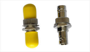 Yellow Simplex St To St Adaptor Bahan Logam Optik Fiber Untuk Ftth Network