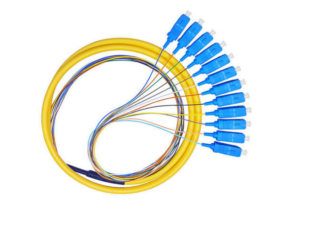 Profesional SC / UPC Fiber Optic Pigtail 1310 / 1550nm Panjang Gelombang Untuk Jaringan Area Lokal