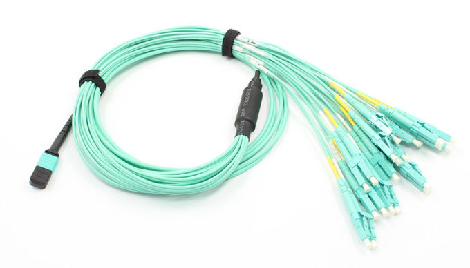 Multimode 12 Serat MPO Patch Cord, MTP MPO Kabel Fiber Optic Patch