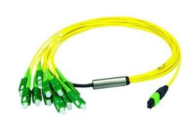 SC / APC 12 Serat MPO Breakout Cable Warna Kuning Untuk Jaringan Area Penyimpanan