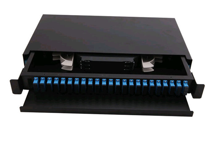 Slide Drawer Jenis Fiber Optic Patch Panel Rack Mount 1U 2U SGS ISO Terdaftar