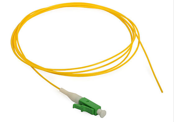 Cina LC APC Ftth Fiber Pigtails Patch Cord, Single Mode 9/125 Harga Pigtail Fiber Optic pemasok